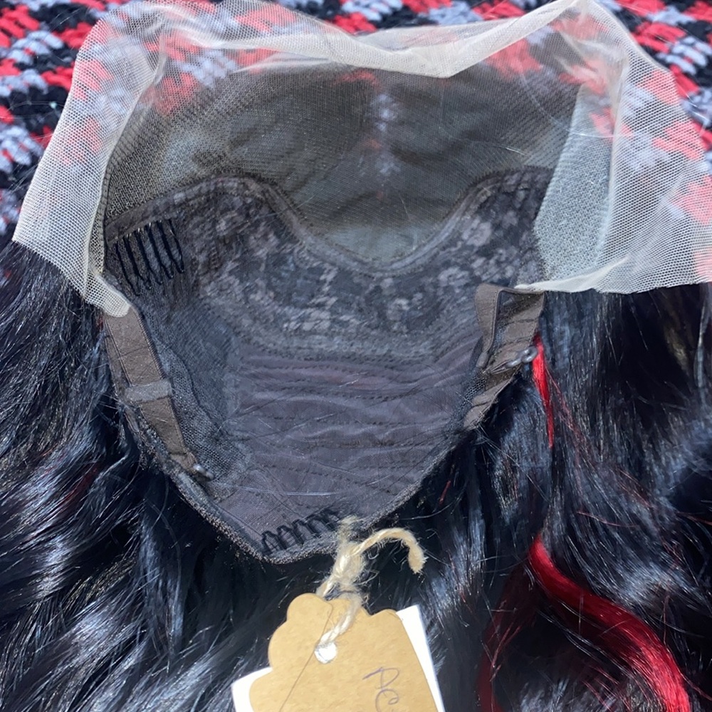 Stylish Black and Blonde Wig - Picture 3 of 3